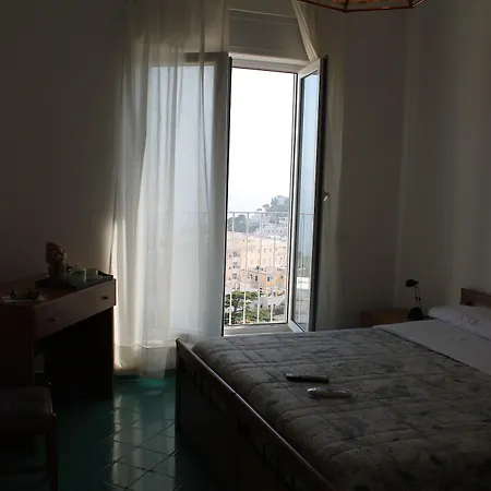 Esperia 3*