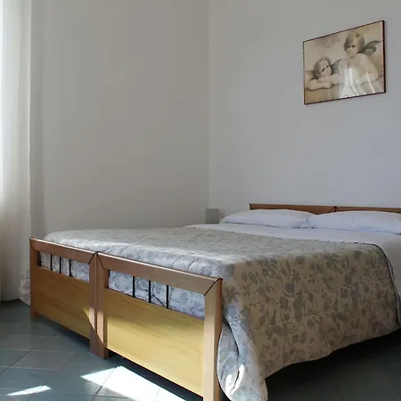 Hotel Esperia 3*