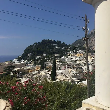 Esperia فندق