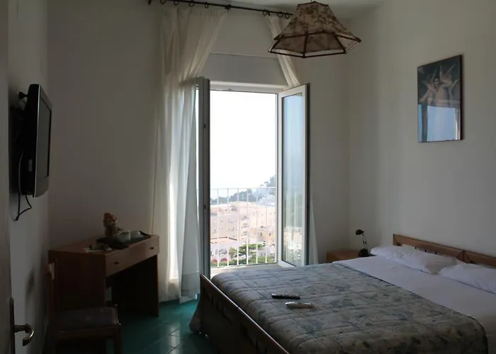 伊斯佩里亚酒店 酒店 3*