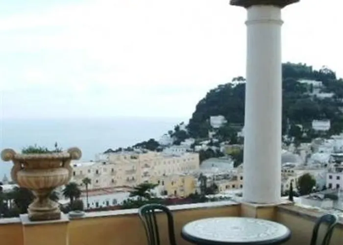 酒店 伊斯佩里亚酒店 3*